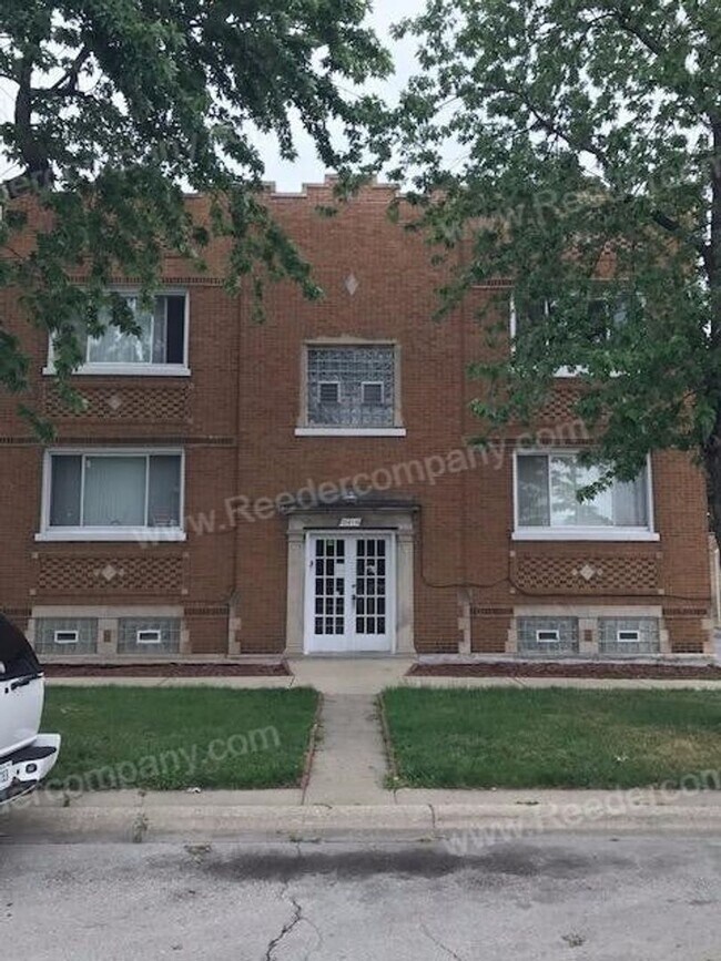 Foto del edificio - 1214 W 142nd St