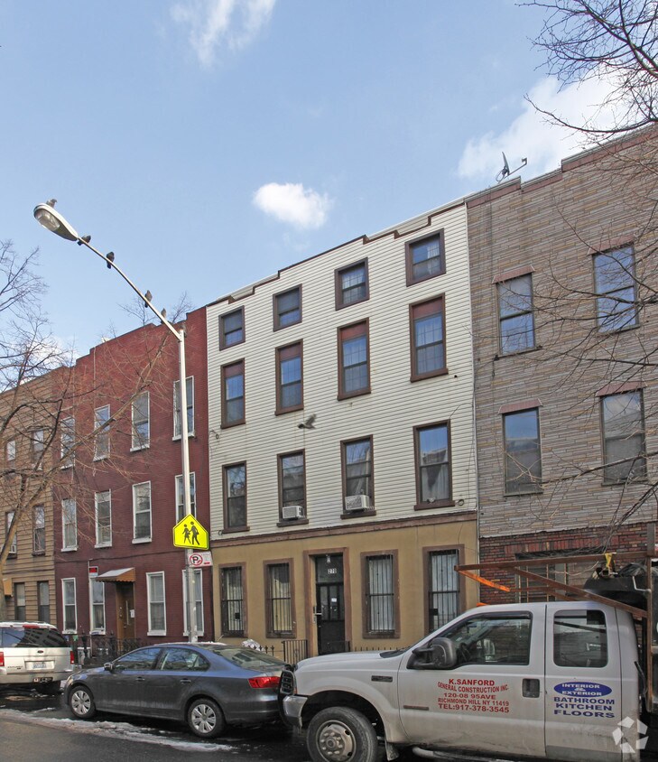 Foto principal - 270 Himrod Street Apartments