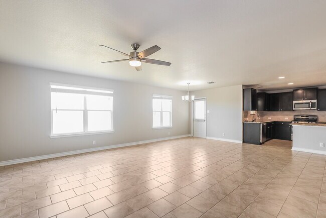 Building Photo - 14060 Cremello Fls
