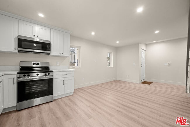 Building Photo - 1509 Edris Dr