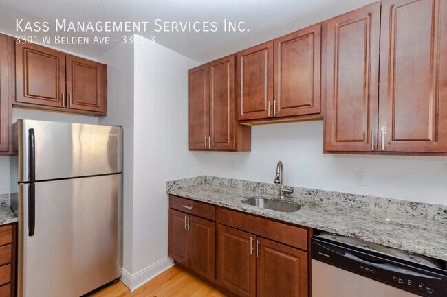 Foto del edificio - 3301 W Belden Ave