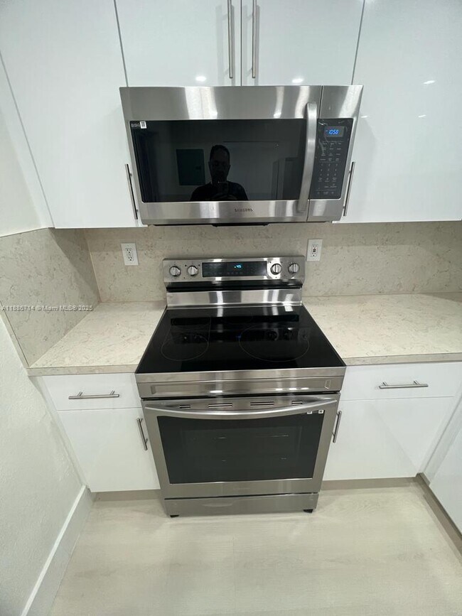 Foto del edificio - 6575 W 4th Ave