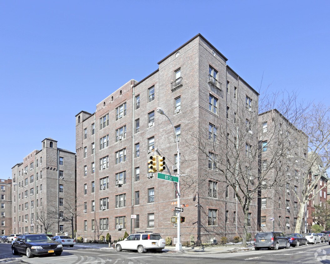 Stratford Hall Condominium 8009 35th Ave Flushing, NY Apartments