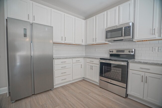 Foto del edificio - 260 Acorn Acres Rd