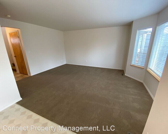 Building Photo - 109 N Pondera Ave