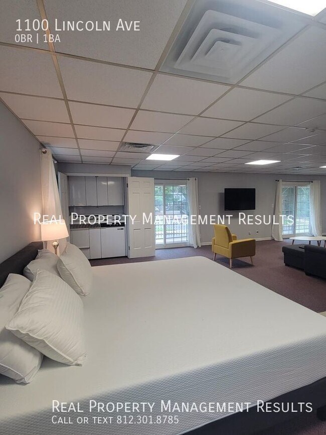 Foto del edificio - Upstairs Studio Apartment/All Utilities In...