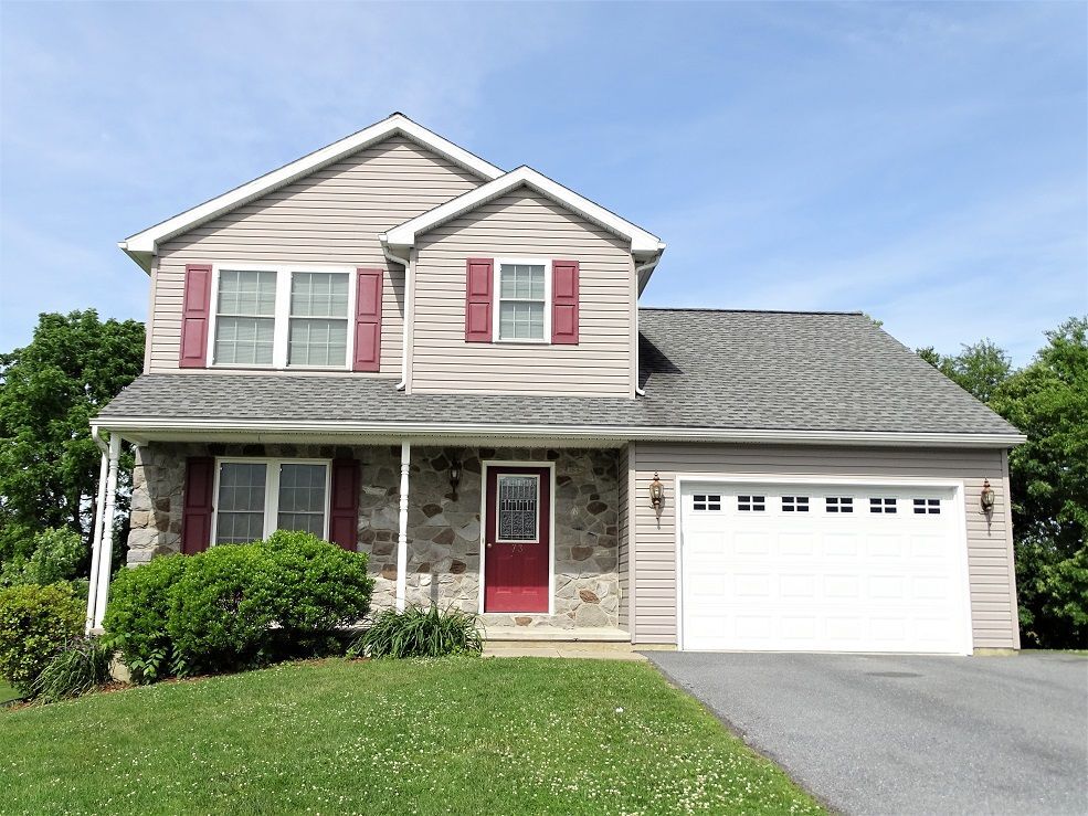 Primary Photo - 73 Gable Dr