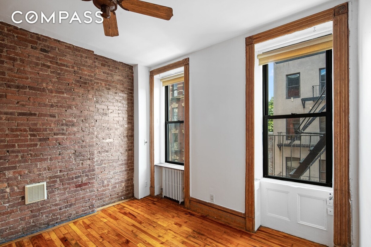 25 Leroy St Unit 14, New York, NY 10014 Room for Rent in New York, NY