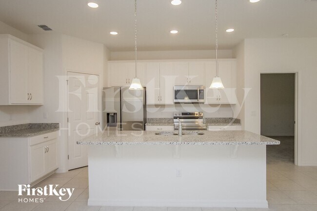 Foto del edificio - 328 Corbel Ln