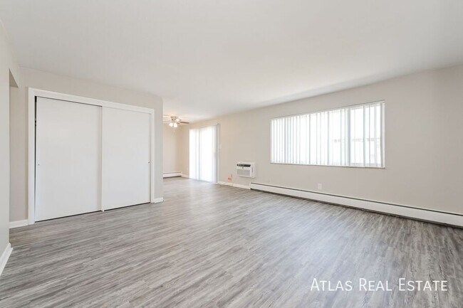 Foto del edificio - 10750 W 8th Ave