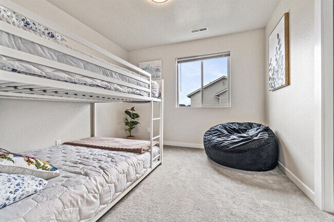 Foto del edificio - 2646 W Snyder St