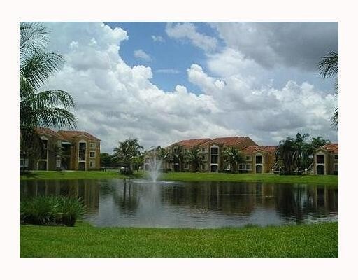 Foto del edificio - 2163 Renaissance Blvd