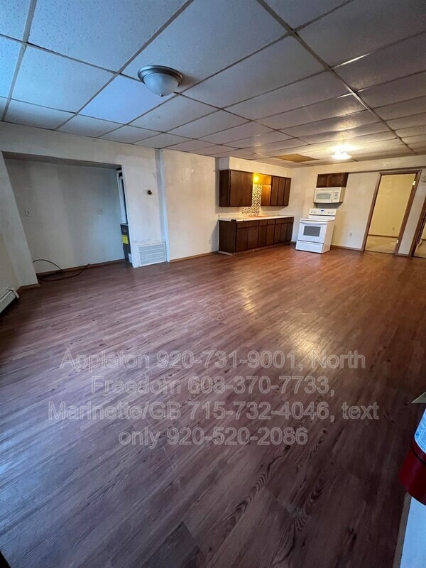 Foto del edificio - 222 E Main St