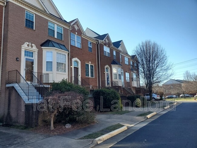 Building Photo - 2505 Polly Jefferson Way