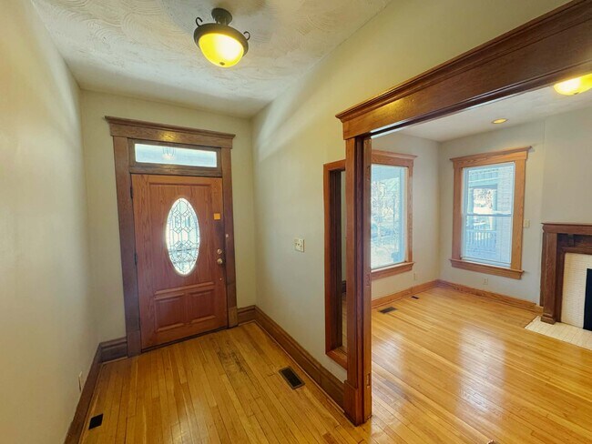 Foto del edificio - 98 Miami Ave