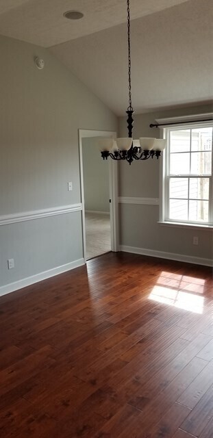 Foto del edificio - 4052 Pullman Cir