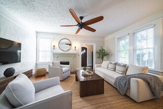 Building Photo - 1615 30th St