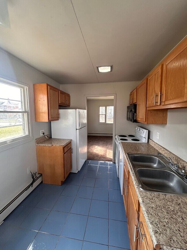 Building Photo - 3009 S Harrison St