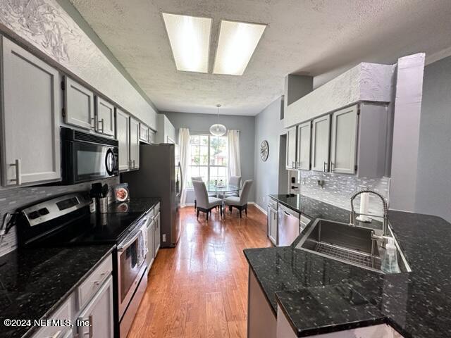 Building Photo - 13234 Mendenhall Pl