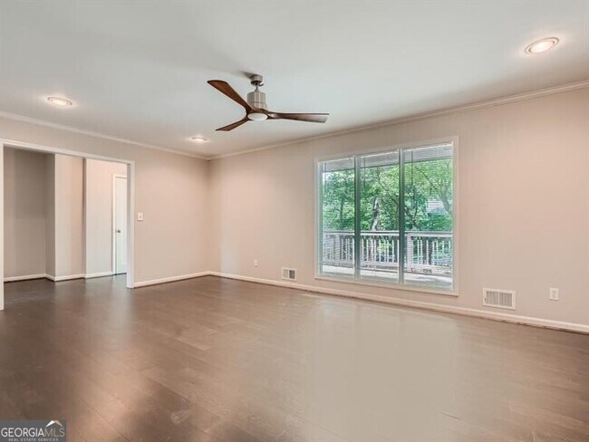 Building Photo - 160 Indian Hills Ct