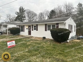 Building Photo - 104 Williams Ct