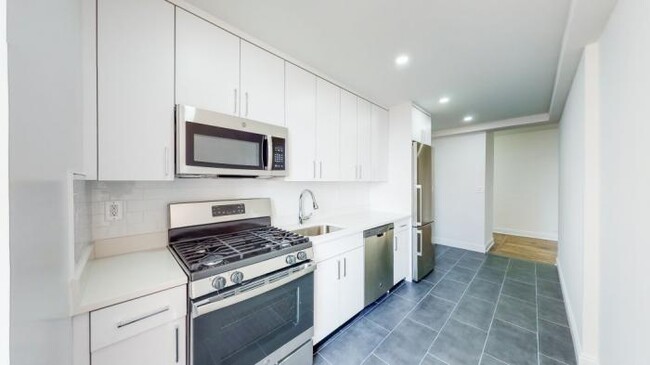 Building Photo - 1 bedroom in New York NY 10011