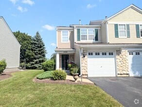 Building Photo - 2502 Oak Tree Ln