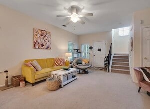 Building Photo - 2289 Del Carmel Way