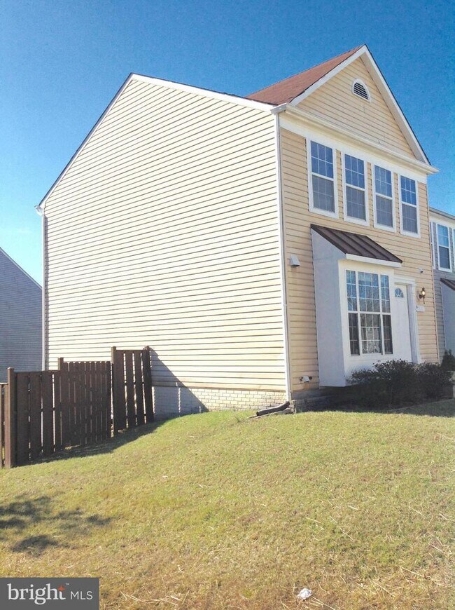 Building Photo - 7827 Somerset Ct