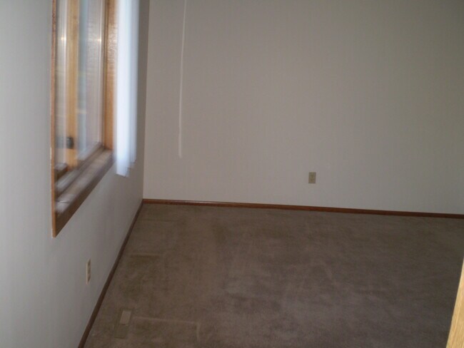 Building Photo - 3314 Greenbrier St