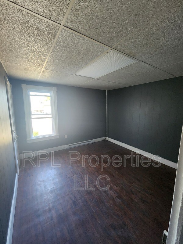 Building Photo - 728 Green St