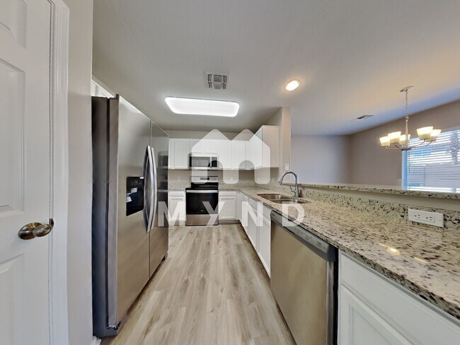 Foto del edificio - 11802 W Laurel Ln