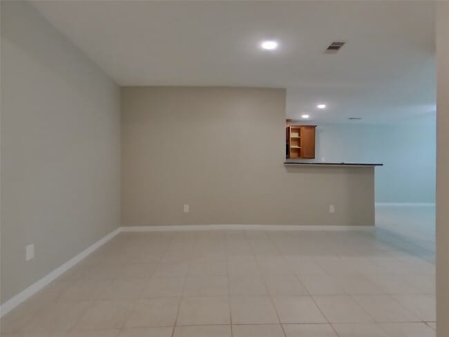 Building Photo - 540 Red Dusk Paint Dr