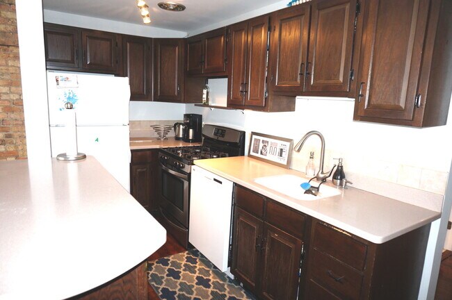 Foto del edificio - 2950 N Halsted St