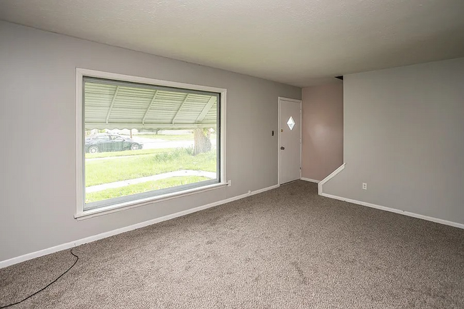 Foto del edificio - 26980 Drakefield Ave