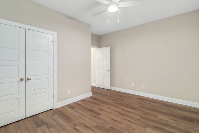 Foto del edificio - 204 Pineland Dr