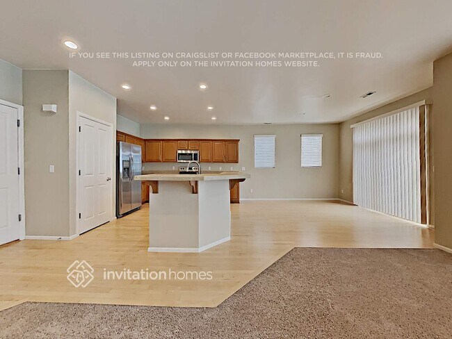 Building Photo - 6252 40th St Ct E