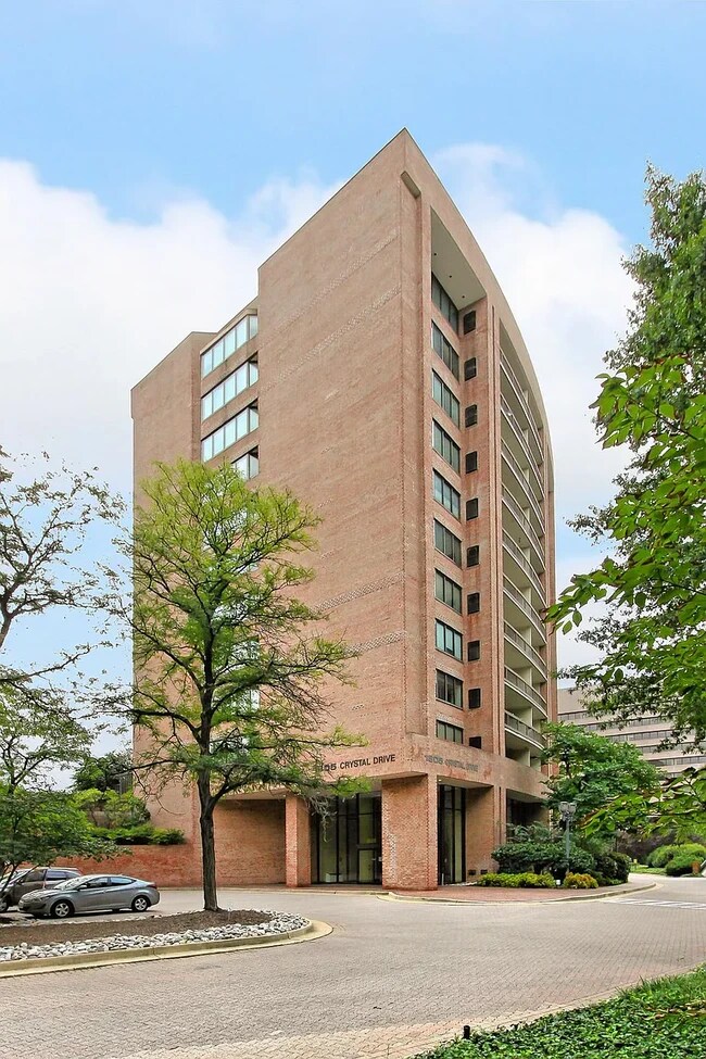 Building Photo - 1805 Crystal Dr