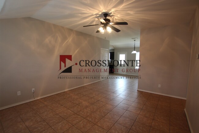 Foto del edificio - Tour Today! 2 Bedroom Duplex in Lindale!