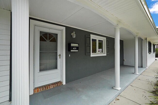 Foto del edificio - 625 S Grandview St