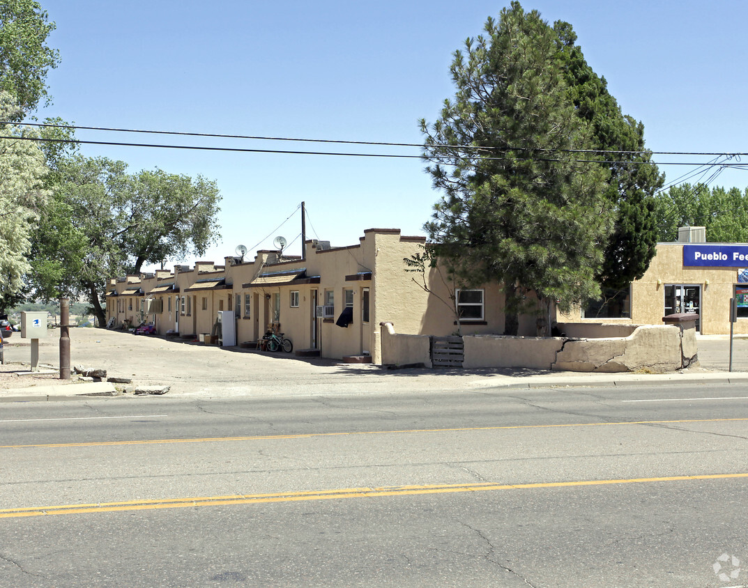 Primary Photo - 1809 Santa Fe Dr