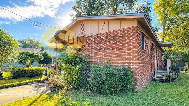 Building Photo - Cozy 3BR/1BA Home for Rent! FREE TO APPLY!