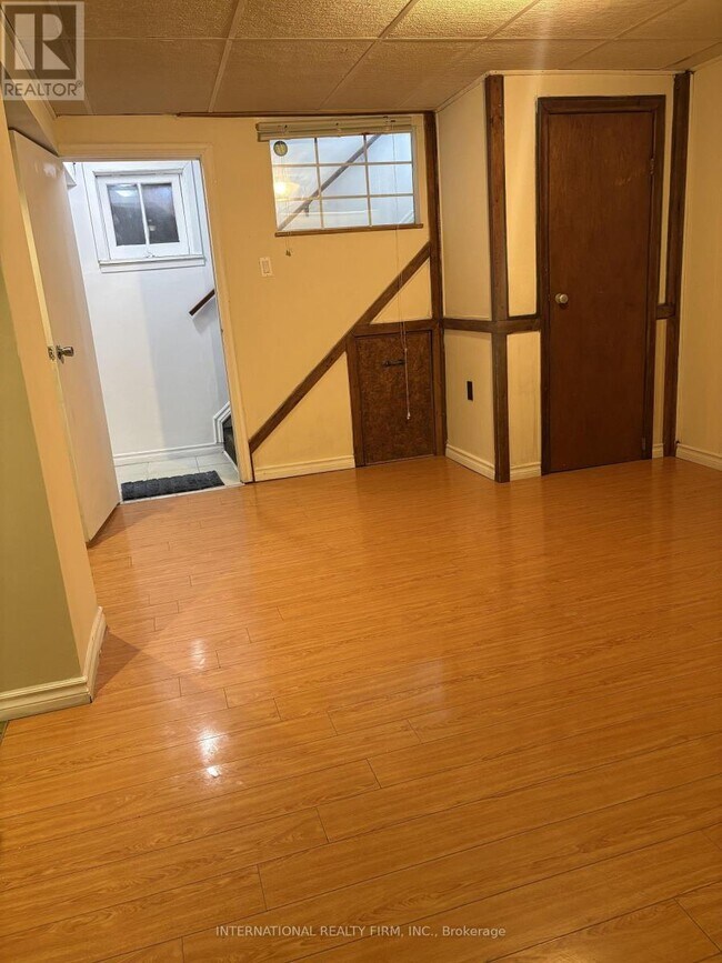 Photo du bâtiment - 397 Centre St E