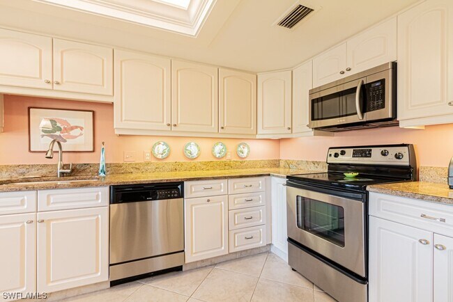 Foto del edificio - 1112 Wildwood Ln