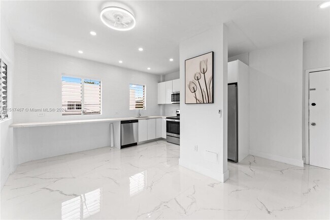 Foto del edificio - 842 Meridian Ave