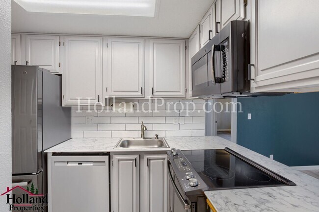 Foto del edificio - Newly Remodeled 2 Bedroom Condo in Sherwood