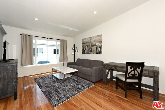 Building Photo - 4035 Inglewood Blvd