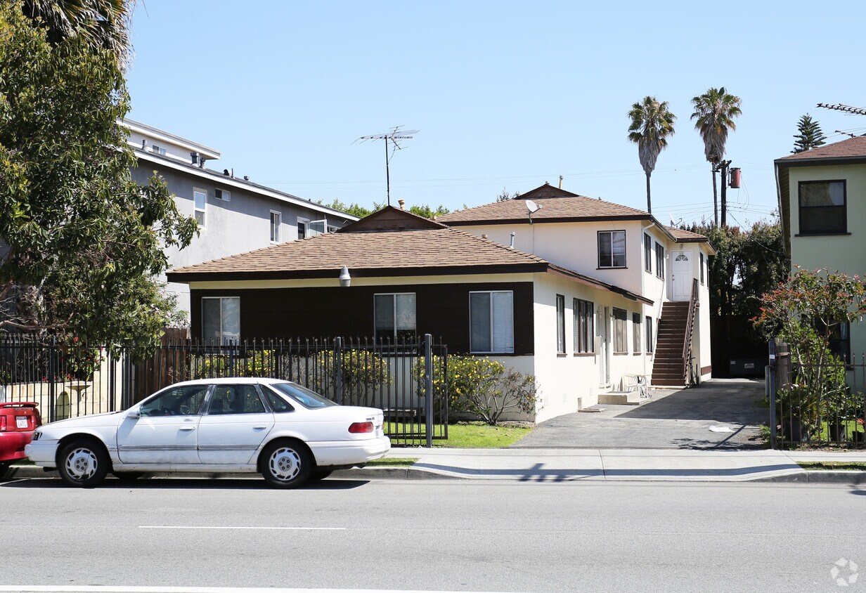 Primary Photo - 4410 S Centinela Ave