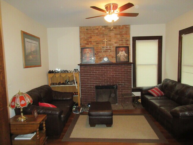 Foto del edificio - 53 E Northwood Ave