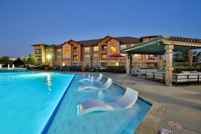 Apartments for Rent with a Balcony in Waco TX